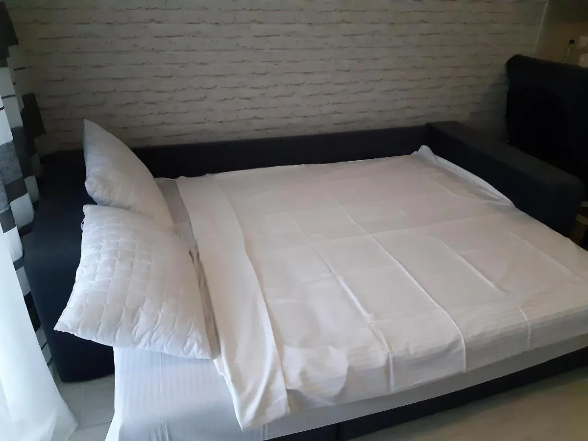 New England Deluxe Apartment Kiev